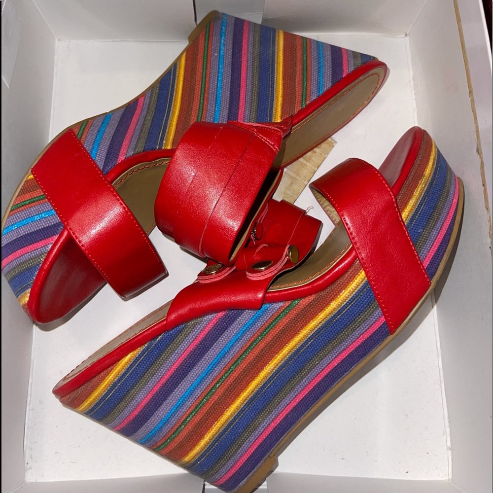 Nine West Red/Rainbow Wedge Shoes Size 10M